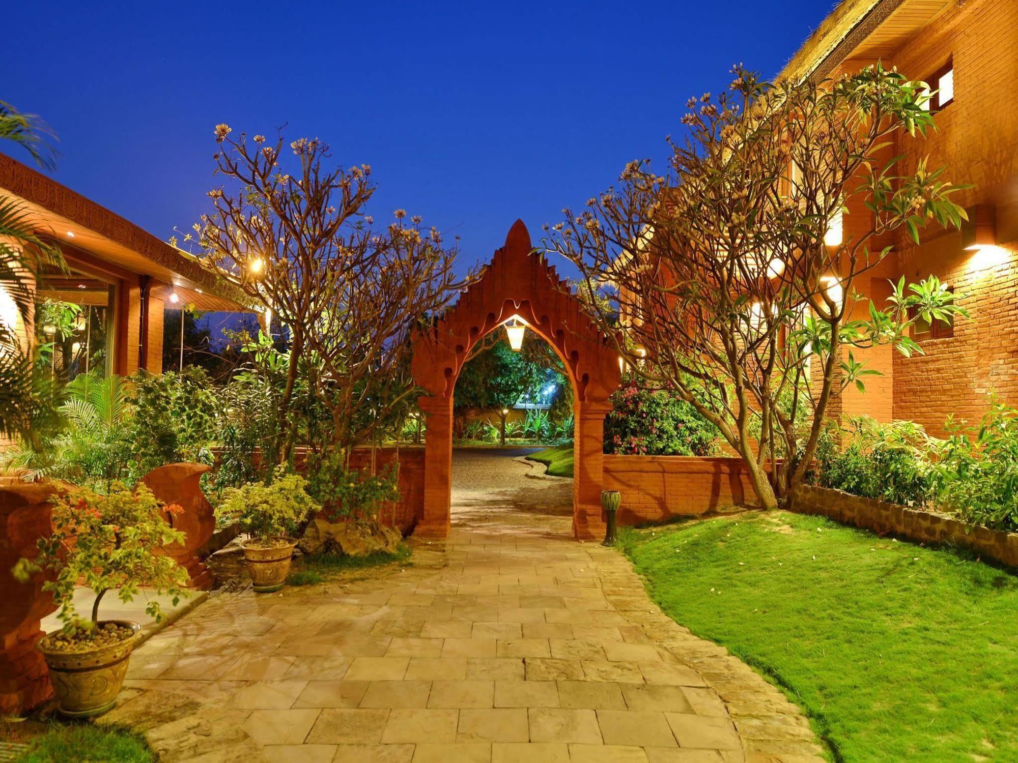 Myanmar Treasure Resorts Bagan Exterior foto